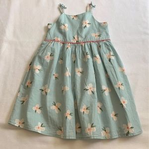 Girls oshkosh Dress  size 5 T